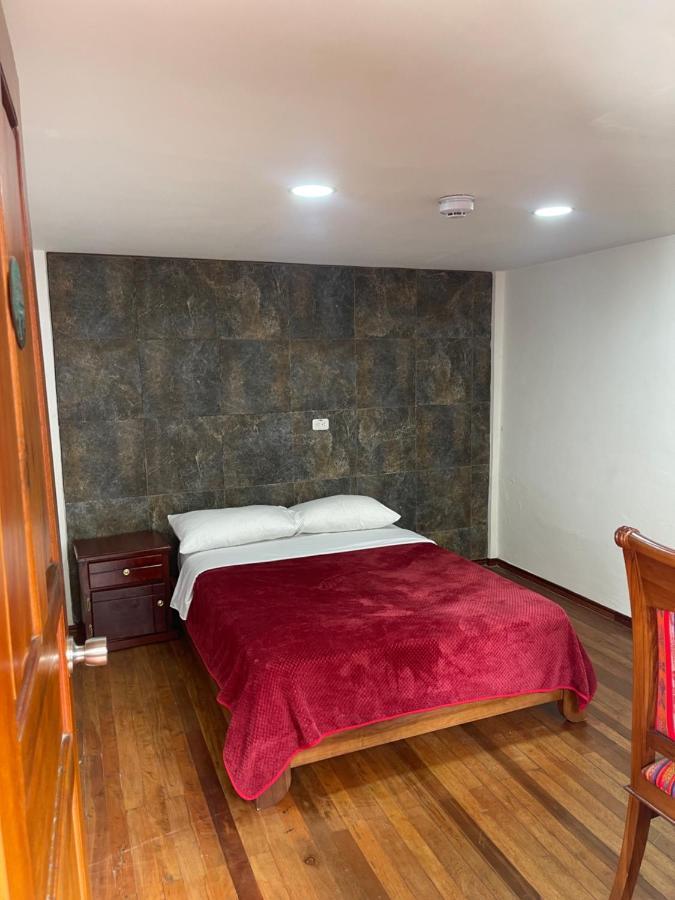 El Jardin Escondido Party Hostel 巴尼奥斯 外观 照片