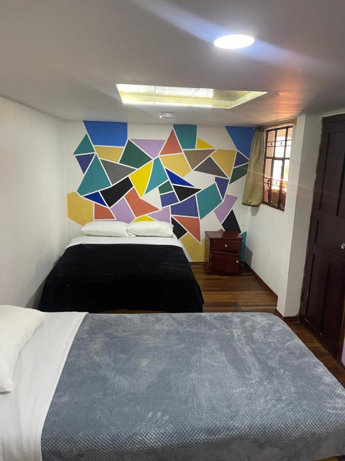 El Jardin Escondido Party Hostel 巴尼奥斯 外观 照片