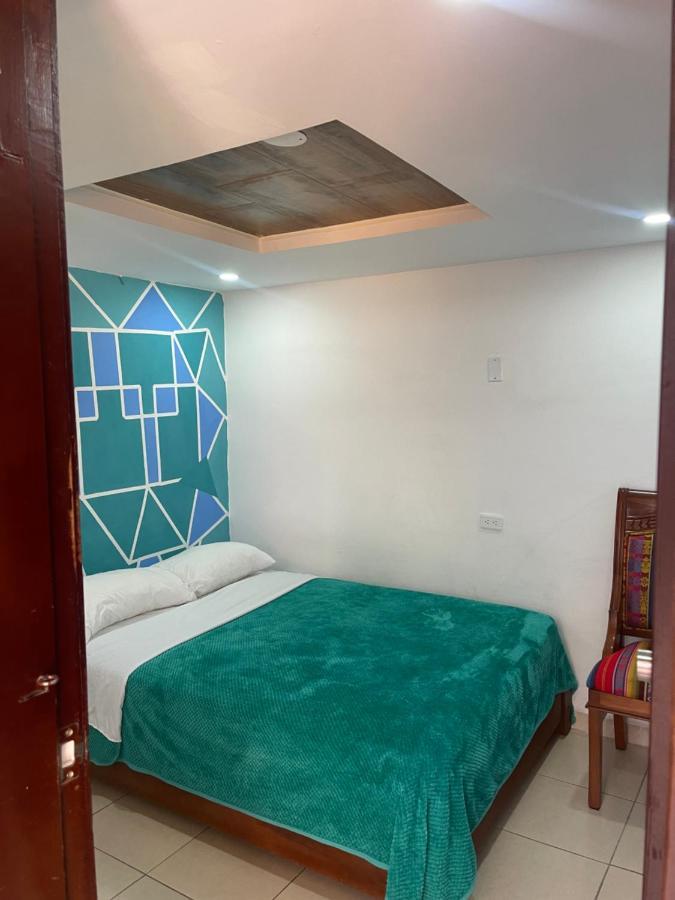 El Jardin Escondido Party Hostel 巴尼奥斯 外观 照片