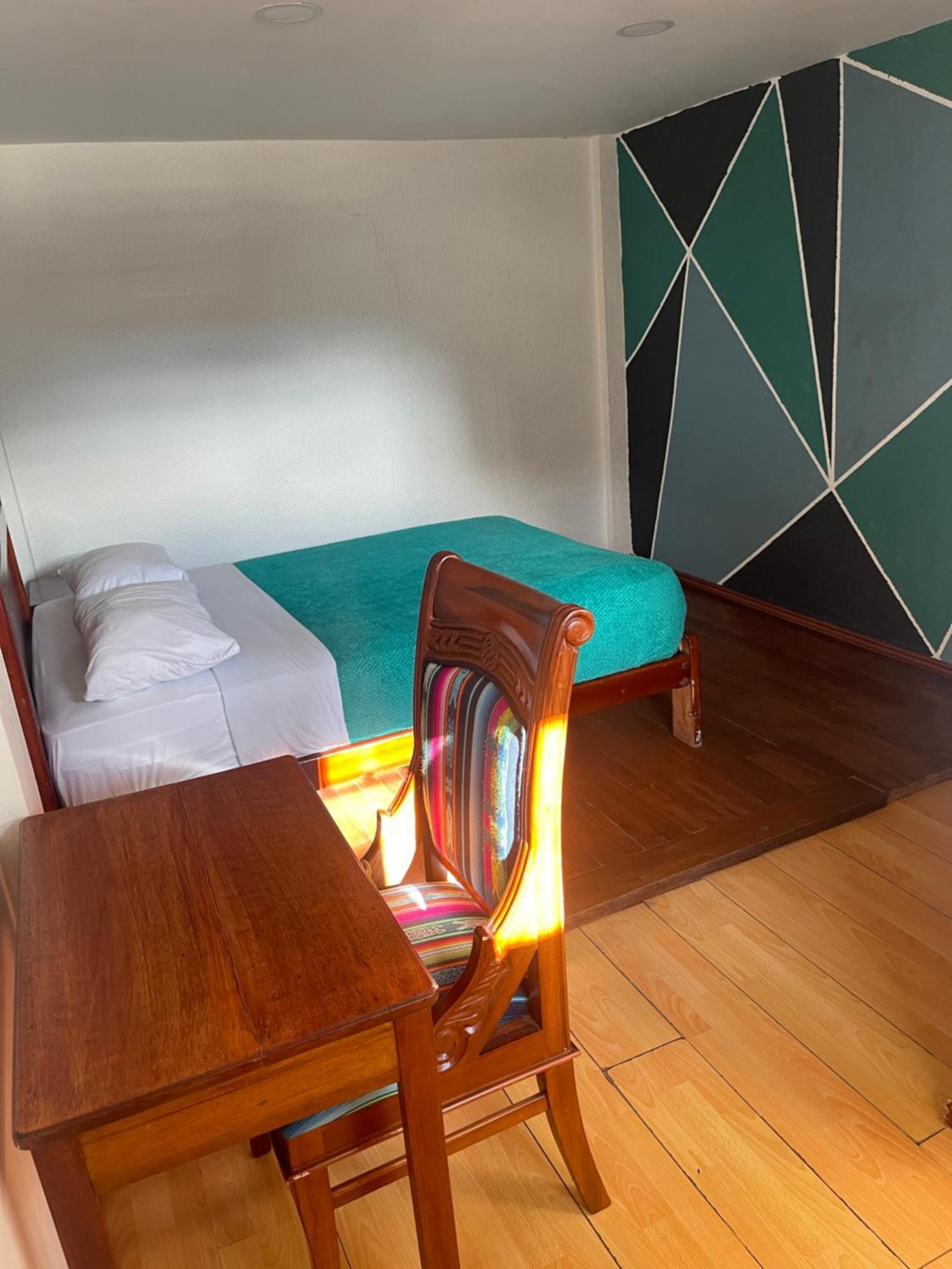 El Jardin Escondido Party Hostel 巴尼奥斯 外观 照片