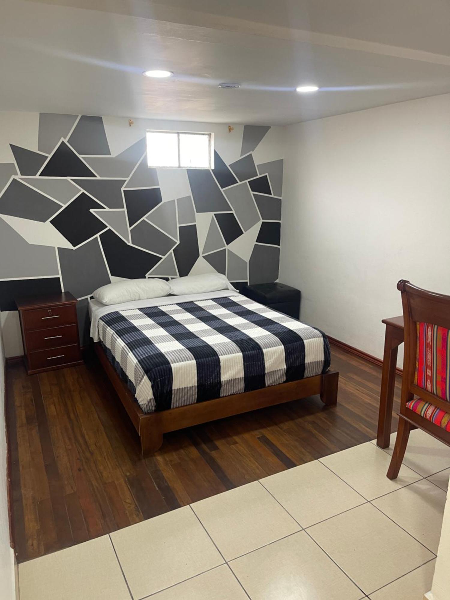 El Jardin Escondido Party Hostel 巴尼奥斯 外观 照片